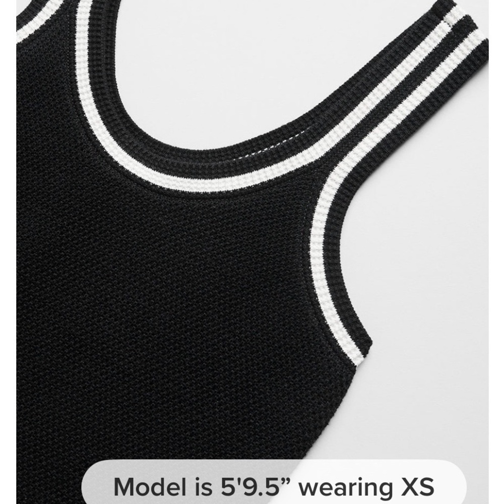 ALO Yoga Black and White Tank Top - Picture 5 of 5
